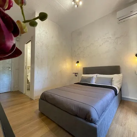 Casa de hóspedes Romoli And